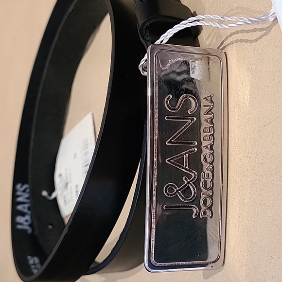 DOLCE AND GABBANA jeans Belt black leather with chrome signature logo buckle - Picture 9 of 9